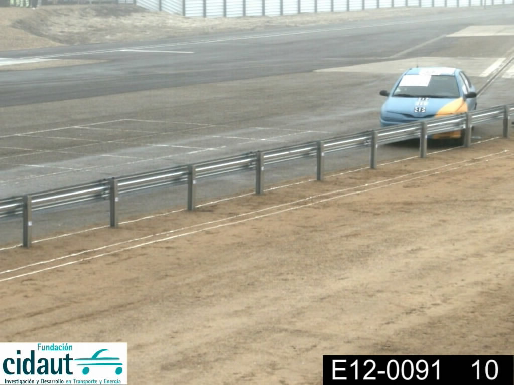 Ensayo TB32 (E12-0091): automóvil de 1,500 kg a 110 km/h y 20°